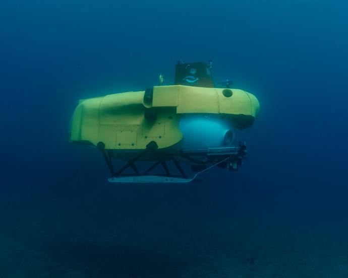 Forschungsschiff - U-Boot Pisces VI
