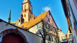 In Tauberbischofsheim geboren