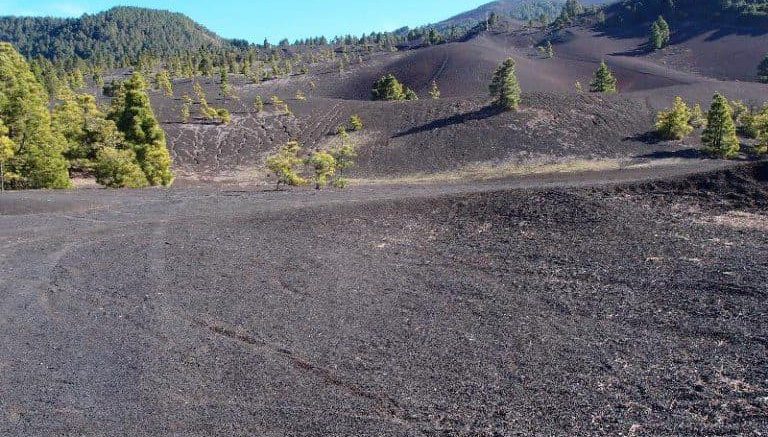Wandern durch das Lavafeld der Llano del Jable