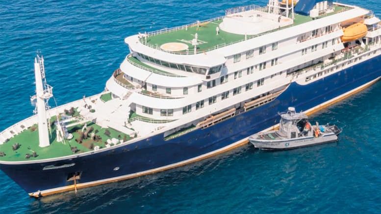 Kreuzfahrtschiffs MV Hondius vor den Kapverden