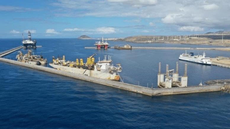Vor dem Hafen von Granadilla de Abona auf Teneriffa soll die MV Hondius ankern.