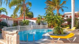 Ferienhaus mit Pool/ Winterurlaub La Palma Finca