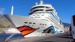 Die AIDA im Hafenbecken von Santa Cruz de La Palma